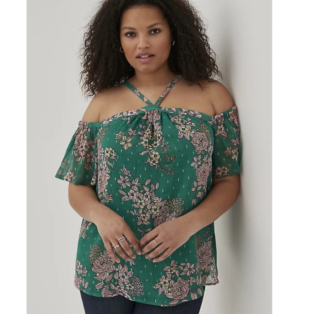 NWT TORRID COLD SHOULDER HALTER TOP - CRINKLE CHIFFON FLORAL GREEN